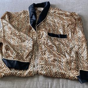 Leopard lounge silk robe